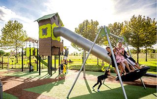 children's playground equipment